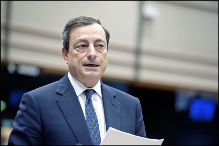Pernyataan Draghi Picu Penguatan EUR/USD