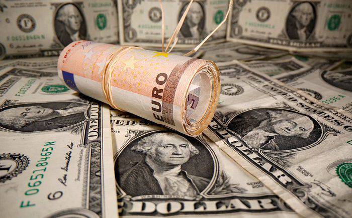 Dolar menguat di tengah bullish Euro