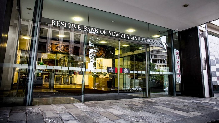 Bank Sentral Selandia Baru Naikkan Suku Bunga, NZD/USD Tumbang