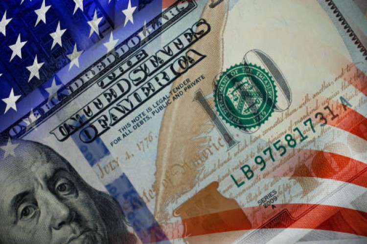 Dolar Sideways Jelang Rilis Inflasi CPI